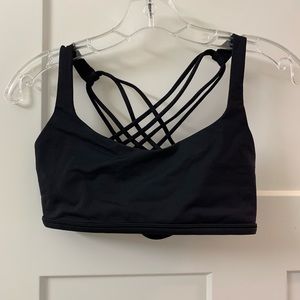 NEVER WORN Lululemon cross back sports bra
